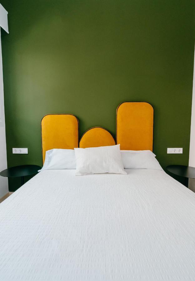 New Picasso Plaza - Malaga Apartment Luaran gambar