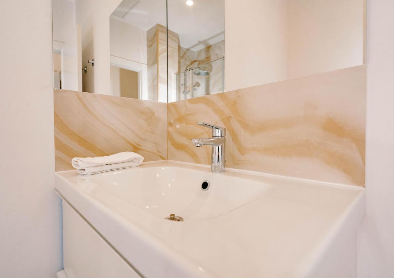 New Picasso Plaza - Malaga Apartment Luaran gambar