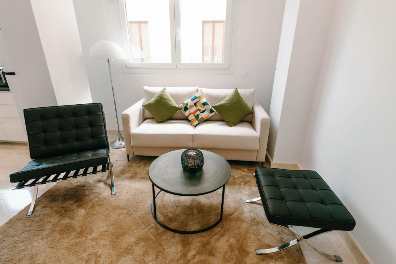 New Picasso Plaza - Malaga Apartment Luaran gambar