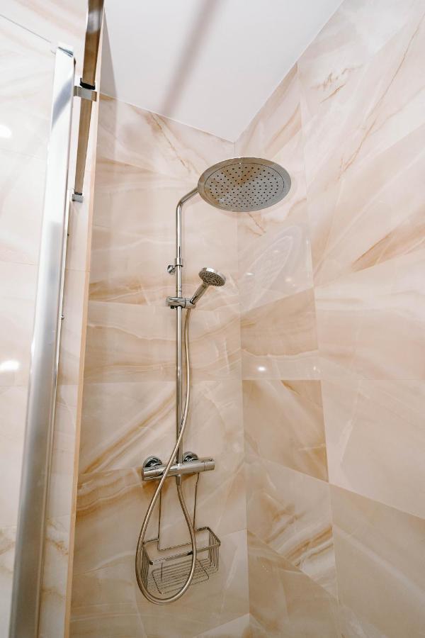 New Picasso Plaza - Malaga Apartment Luaran gambar