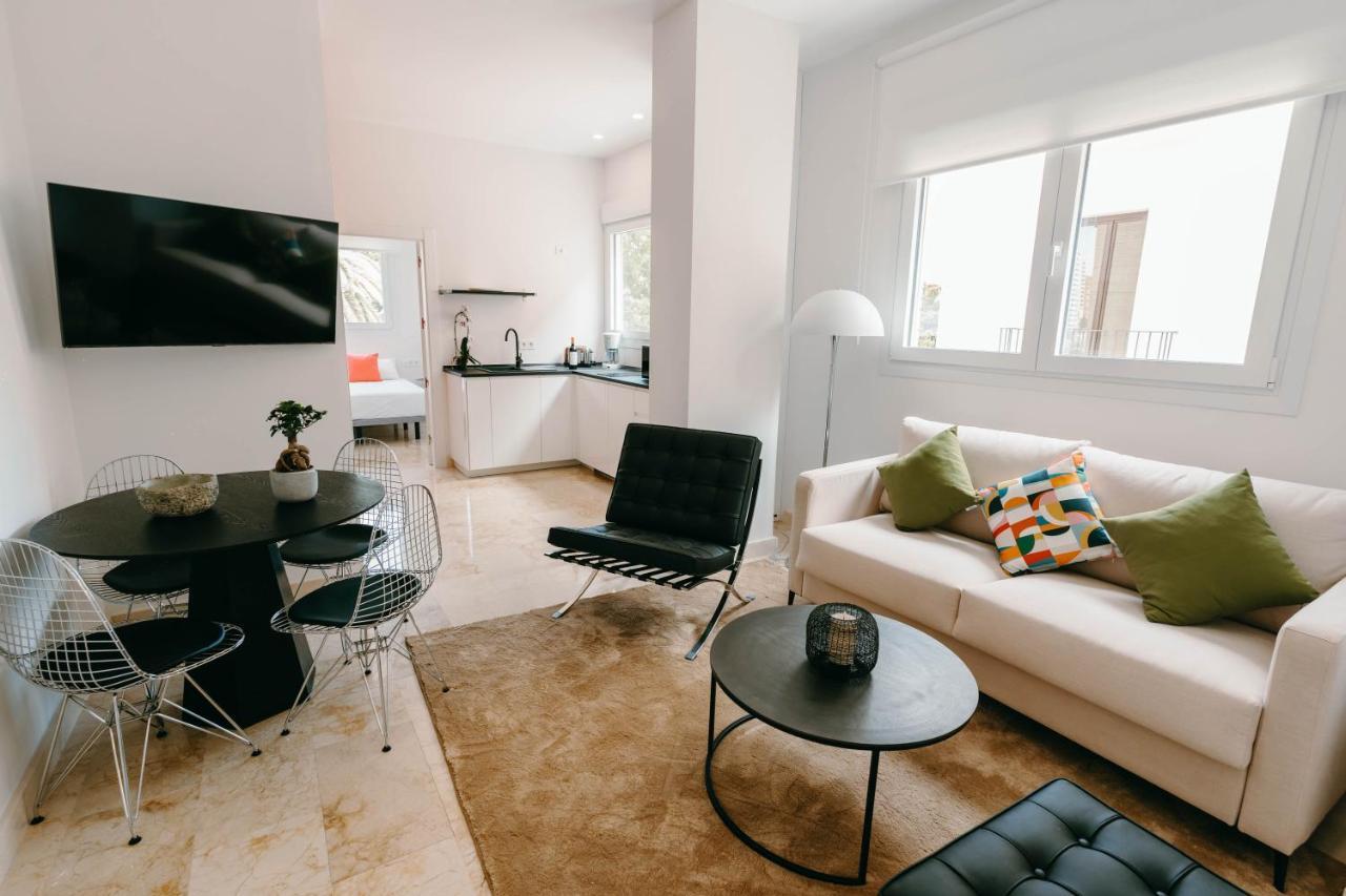 New Picasso Plaza - Malaga Apartment Luaran gambar