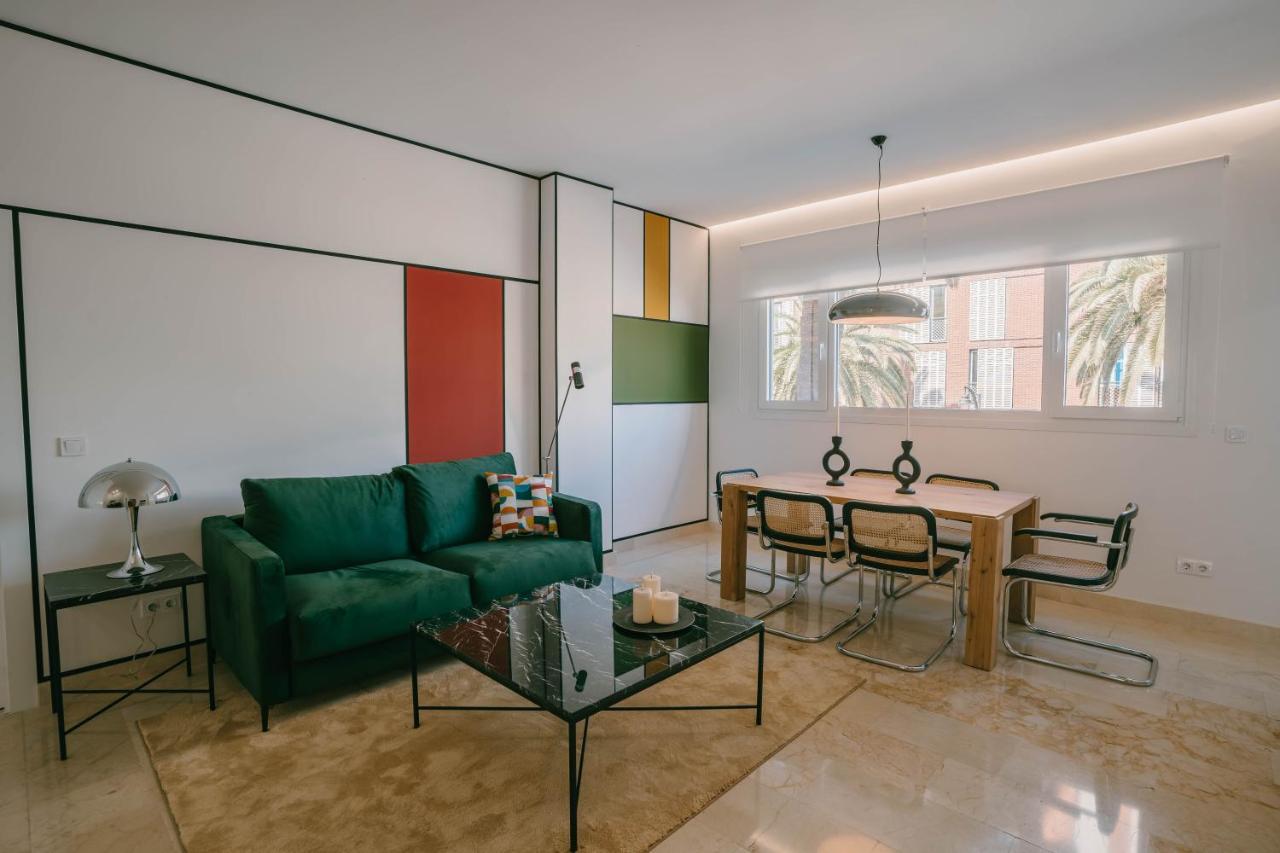 New Picasso Plaza - Malaga Apartment Luaran gambar
